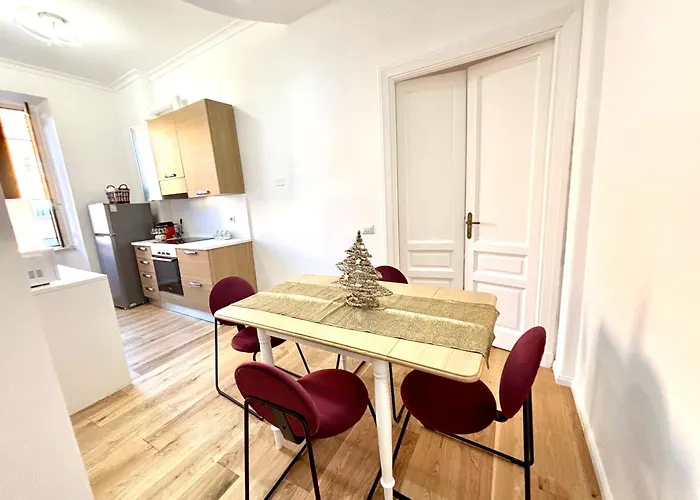 Vatican Haven Апартаменты *